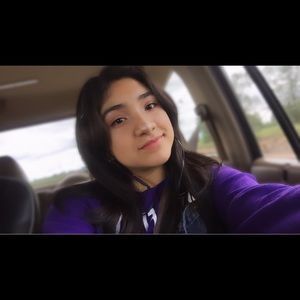 Meet your Posher, Sonia